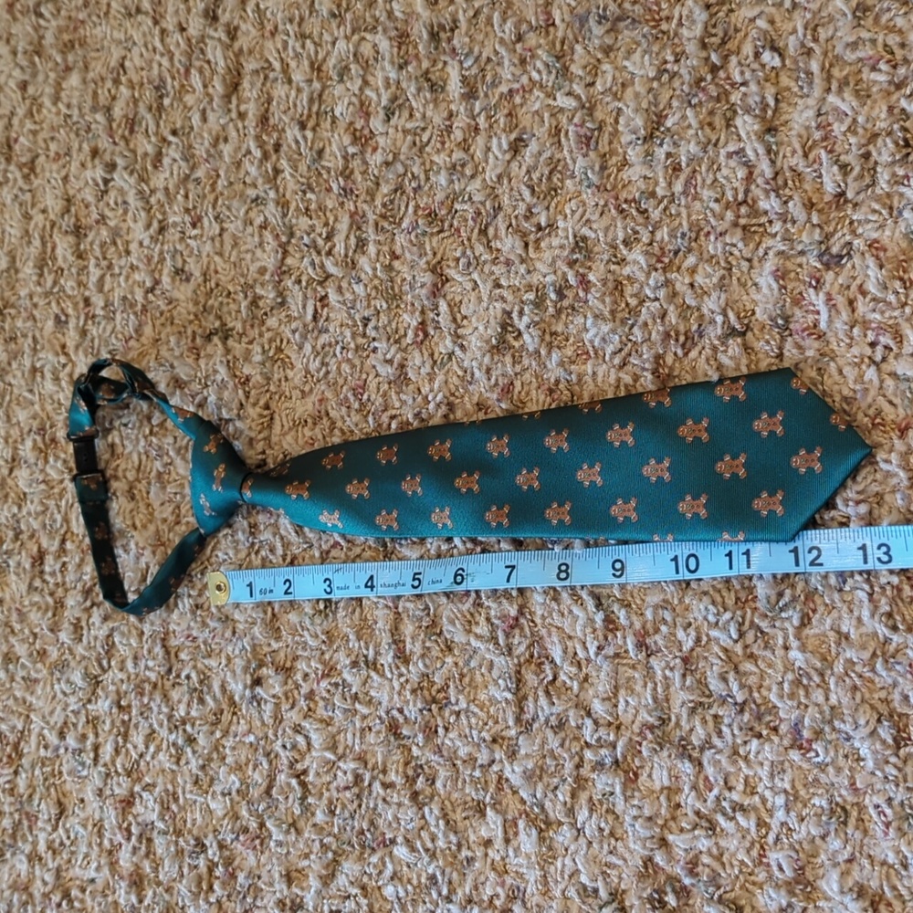 Clip on gingerbread tie green Christmas boys size 4-7